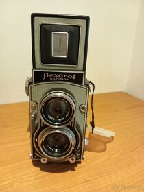 Stary fotoaparát  Flexaret automatic - 3