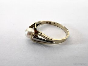Zlatý dámský prsten s perlou– zlato 585/1000 (14 kt) 2,95 g - 3