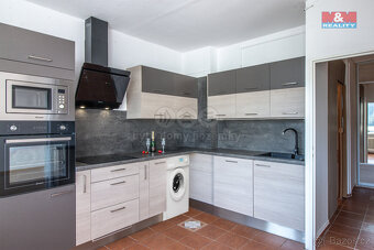 Prodej bytu 2+1, 45 m², Tanvald, ul. Sportovní - 3