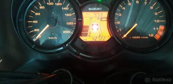 Suzuki DL 650 V-Strom - 3