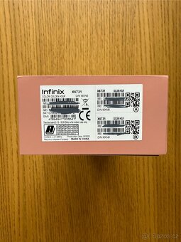 Infinix Zero 30 5G, 12GB + 8 GB RAM, 256 GB, mezinárodní - 3