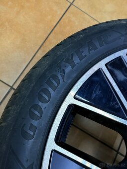 Zimní pneumatiky a sada kol pro Porsche Taycan - 3