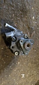 Servo cerpadlo audi A4 B8 8K 8k0145156g - 3