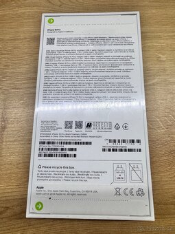 iPhone 16 Pro 256 GB černý - 3