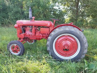 Mccormick Farmall FU 235 - 3