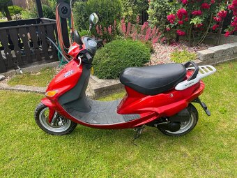 Skůtr Kymco 50 bez TP - 3