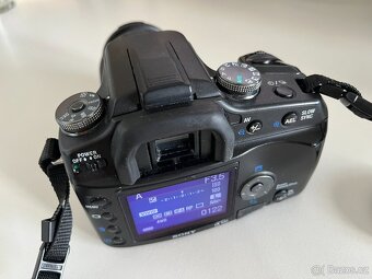 SONY Alpha A100 - 3