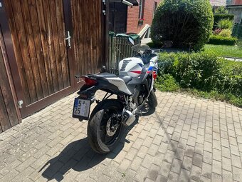 Honda CBR 125R - 3