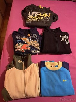 Balík dětského oblečení pro kluka, vel. 116-128,  33 ks - 3