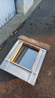 Střešní výlez - 3