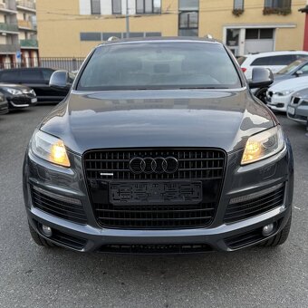 Audi Q7 3.0 TDI • 7 míst • S-line • Servisní kniha  ???? 24 - 3