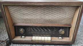 Rádio TESLA Rondo 522 - 3