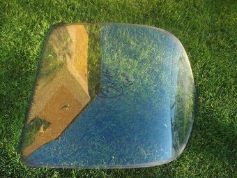 SKLO OKNO PŘEDNÍ ZADNÍ BOČNÍ ŠKODA WARTBURG TATRA OCTAVIA - 3