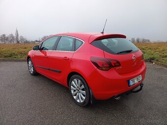 Opel Astra J, 1.4 turbo, TAŽNÉ, 81tis km, VÝBORNÝ STAV - 3