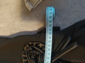 Černé plesové šaty - 3