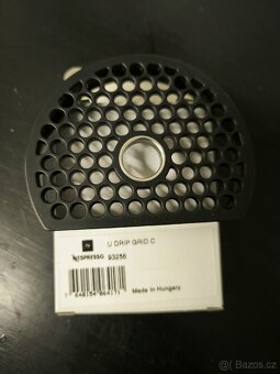 Nespresso/DeLonghi kontejner na kapsle a mřížka odkapávače - 3
