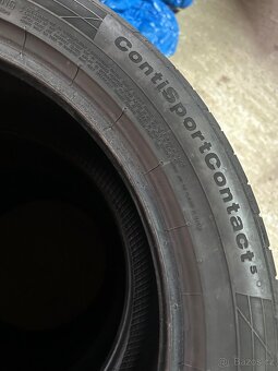 Pneu 235/45R18 94w - 3
