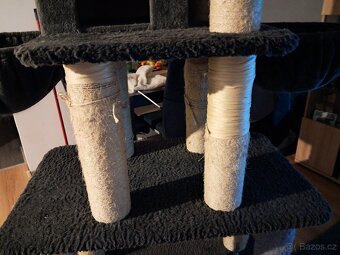 Velké škrabadlo pro kočky - 3