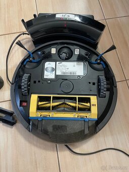 Robotický vysavač Samsung Navibot - 3