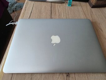 MACBOOK AIR A 1466 - 3