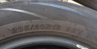 Pneu 205/60-16 letní - 3