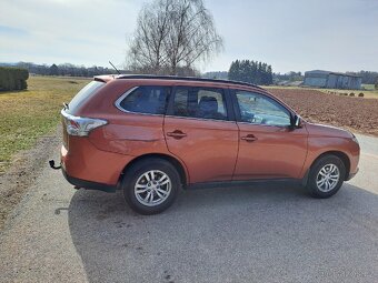 Mitsubishi Outlander 2.2 DI-D, 4X4, r.v. 2013 - 3