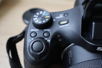 Sony Cyber Shot DSC-HX300 - 3