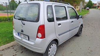 Opel agila 1.0 - 3