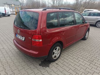 Volkswagen Touran 2.0tdi - 3