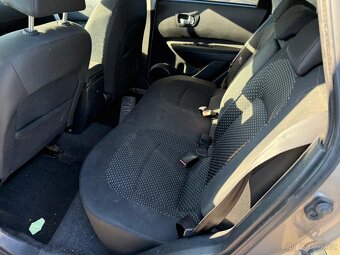 Nissan Qashqai 2.0d 4x4 2009 pojizdne navi panorama - 3