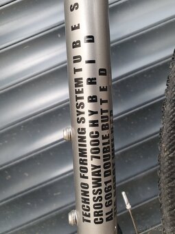 MERIDA CROSSWAY TFS 500 - 3