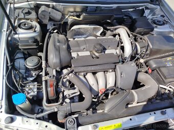 Volvo V40 2,0 turbo benzin - 3