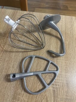 Prodám multifunkční kuchyňský robot Sencor - 3