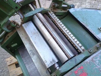 Hoblovka (srovnávačka) s protahem HC 310 s dlabačkou - 3