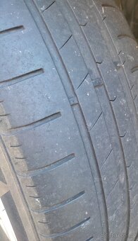 Prodám kola na BMW v hezkém stavů - 3