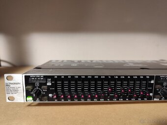 Prodám Behringer FBQ 1502 - 3