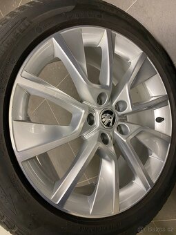 ORIGINAL ALU KOLA ŠKODA KAROQ "BRAGA" 225/50/18 - 3