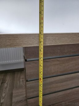 Jídelní stůl - 3