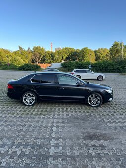Škoda Superb II 2.0 TDI AUTOMAT - 3