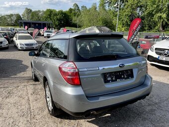 Subaru Outback 3.0i H6 AWD 180kw 1.Maj Kůže Navi Serviska - 3