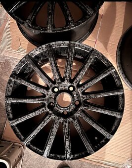 Kola 17", rozteč 5x114,3 - 3
