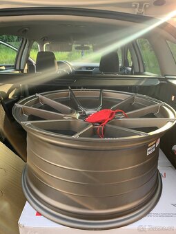 Alu kola Ispiri FFR6 5x112 19x9,5 ET38 - 3