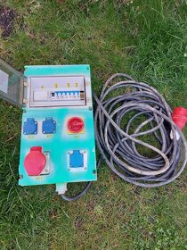 Stavební rozvaděč se stojanem - 3