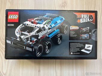 LEGO 42090 Technic Útěk v Teréňáku - 3
