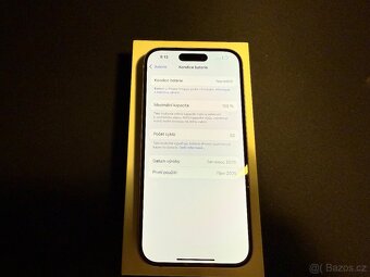 Apple iPhone 15 Pink - 3