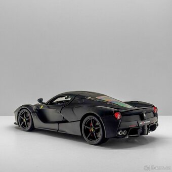 Ferrari LaFerrari Bburago Signature 1:18 - 3
