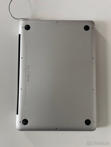 Apple MacBook - Rarita - 35 cyklů baterie - 3