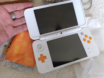 New Nintendo 2DS XL CFW Boxed - 3