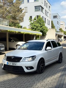 Prodám Škoda Octavia 2RS Facelift DSG - 3