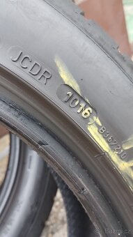 2ks letni pneu Dunlop 225/45-17 okolo 4-5mm - 3